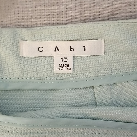 4/$25 Cali size 10 skirt - Picture 2 of 2